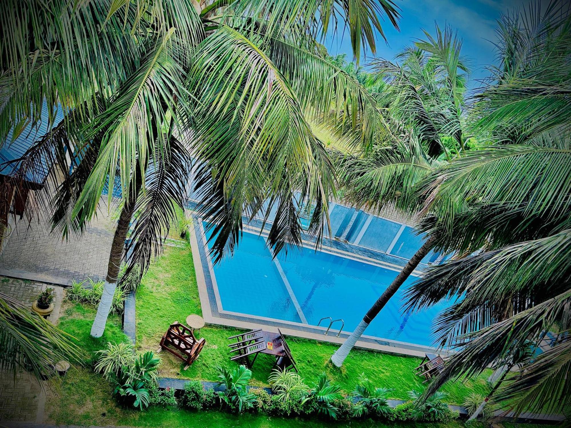 Nilaveli Hybrid Holiday Hotel Extérieur photo