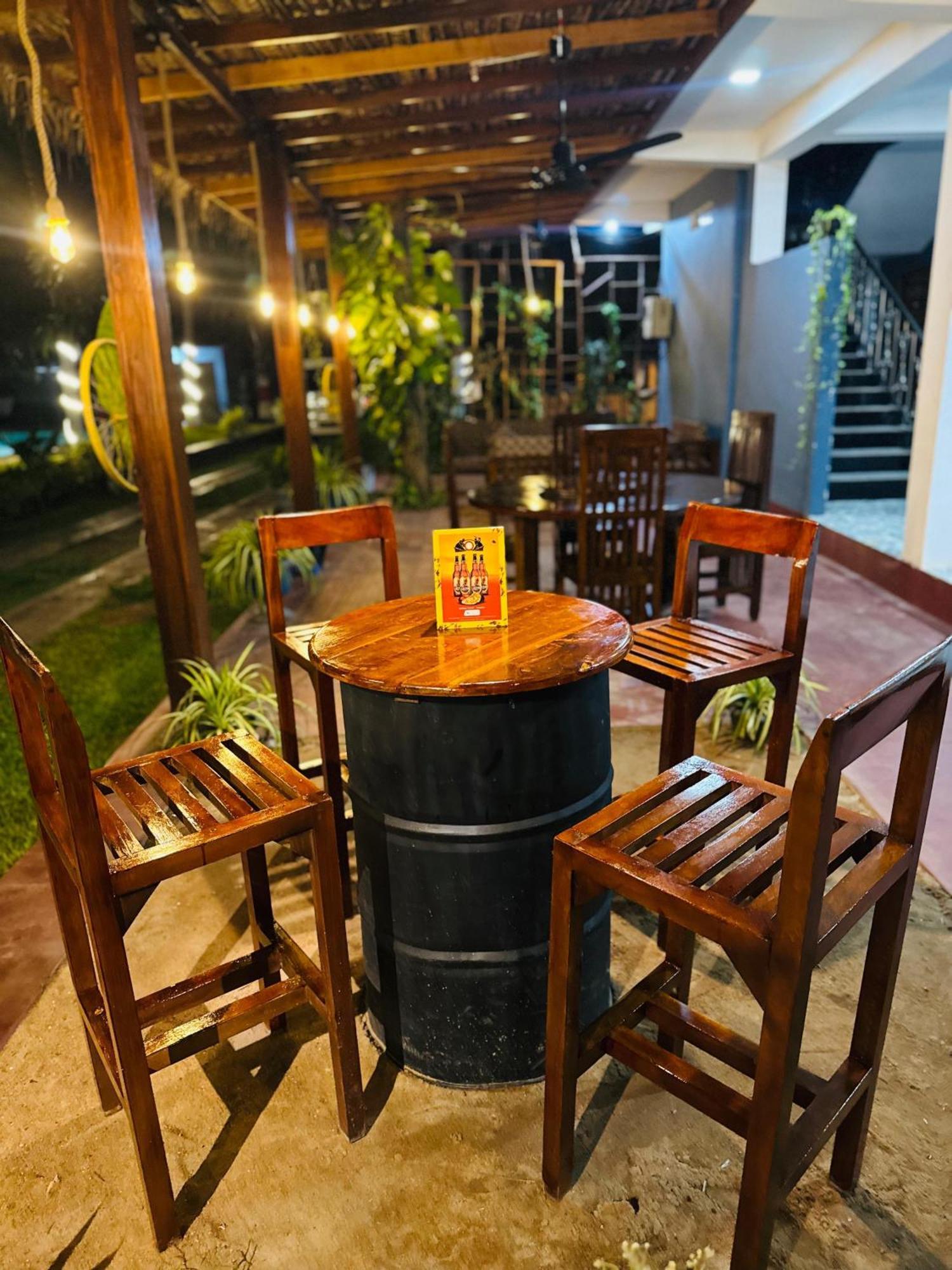 Nilaveli Hybrid Holiday Hotel Extérieur photo